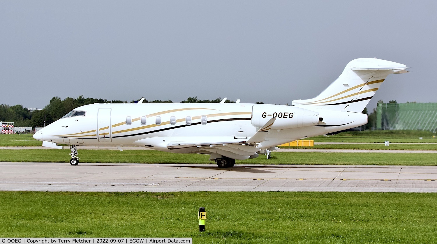 G-OOEG, 2018 Bombardier Challenger 350 (BD-100-1A10) C/N 20733, At Manchester Airport