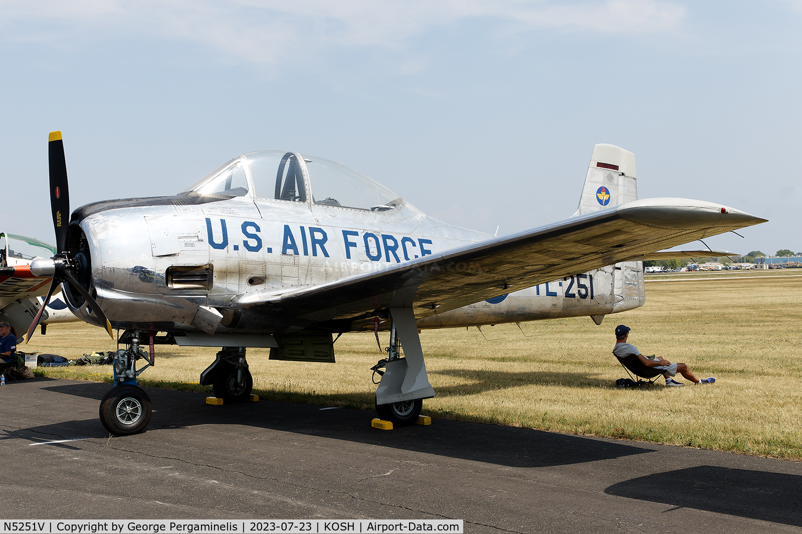 N5251V, 1949 North American T-28A Trojan C/N 49-1654, Oshkosh 2023.