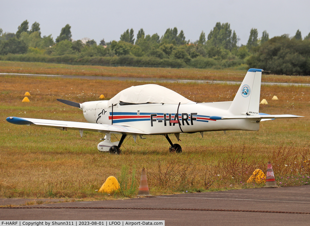 F-HARF, Issoire APM 30 Lion C/N 29, Parked in the grass...