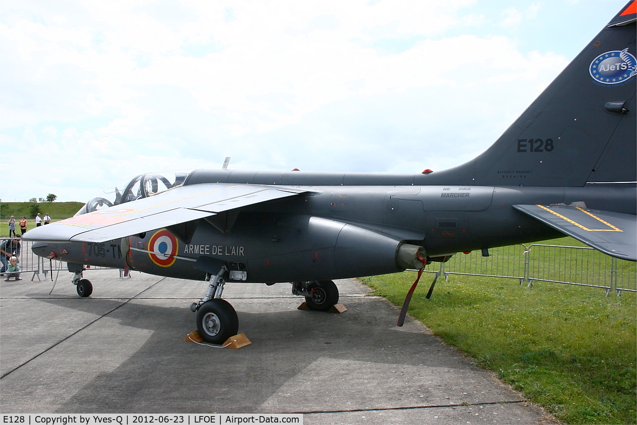 E128, Dassault-Dornier Alpha Jet E C/N E128, Dassault-Dornier Alpha Jet E, Static display, Evreux-Fauville Air Base 105 (LFOE)