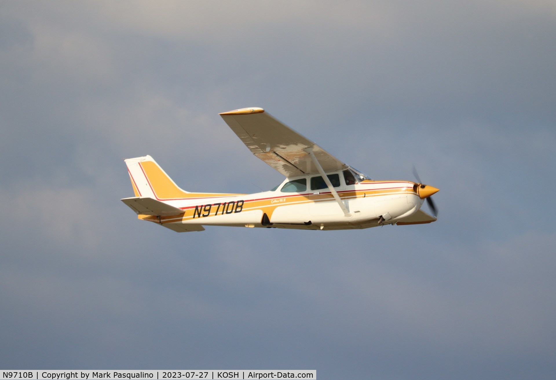 N9710B, Cessna 172RG Cutlass RG C/N 172RG0983, Cessna 172RG