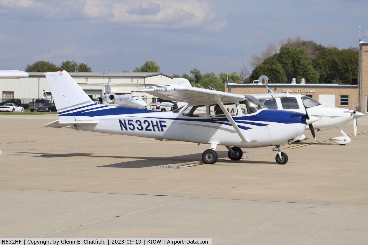 N532HF, 2000 Cessna 172R C/N 17280836, Found on the ramp