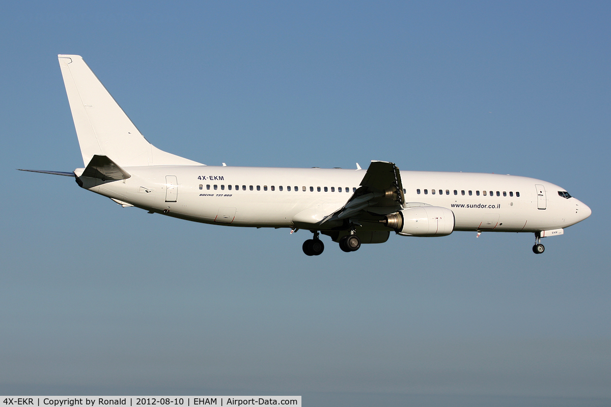 4X-EKR, 2000 Boeing 737-804 C/N 30466, at spl