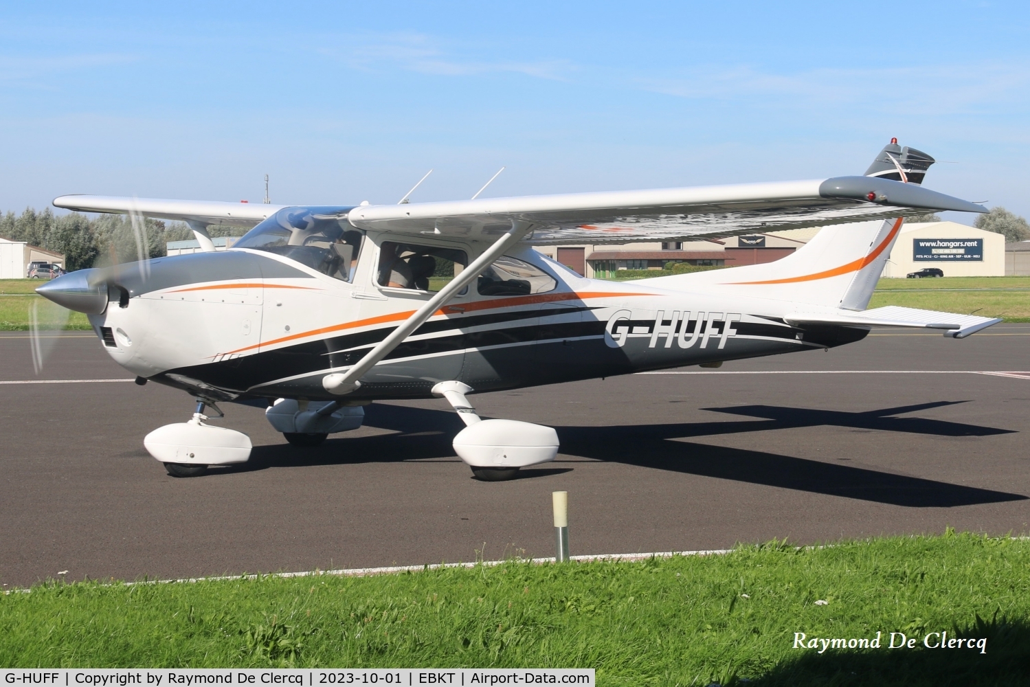 G-HUFF, 1975 Cessna 182P Skylane C/N 182-64076, G-HUFF with new color scheme at Kortrijk Airport.