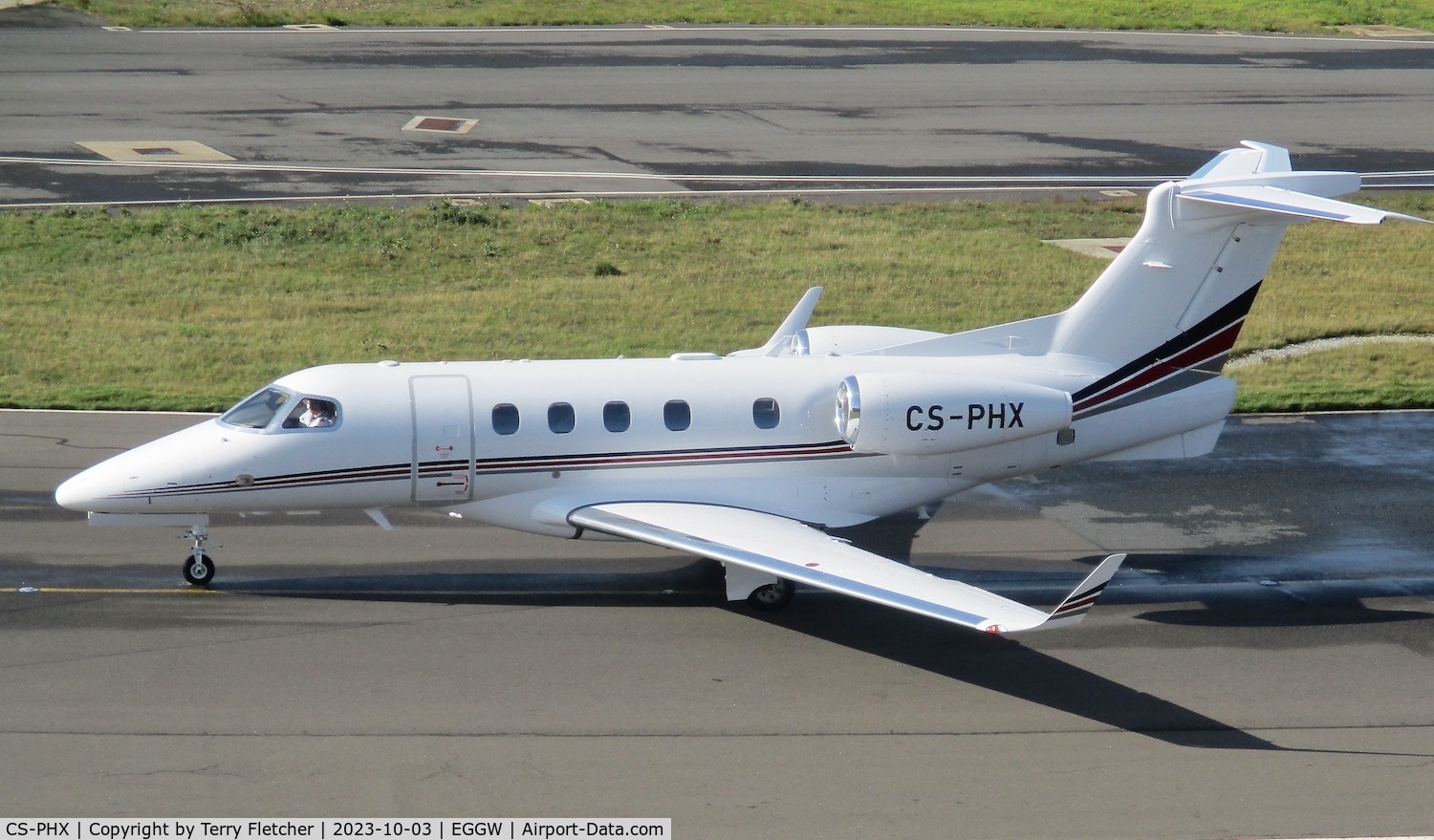 CS-PHX, 2023 Embraer EMB-505 Phenom 300E C/N 50500720, At Luton Airport