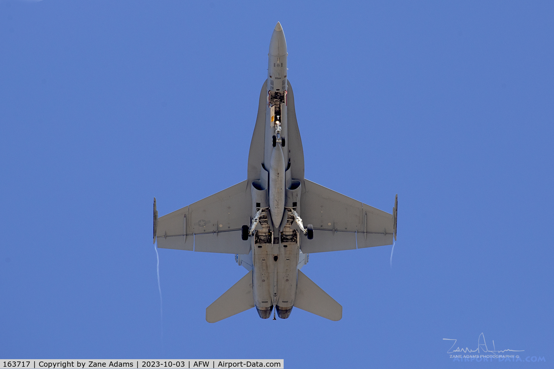 163717, McDonnell Douglas F/A-18C Hornet C/N 0783, VMFA-112 Hornet Overhead at Perot Field, Fort Worth, TX