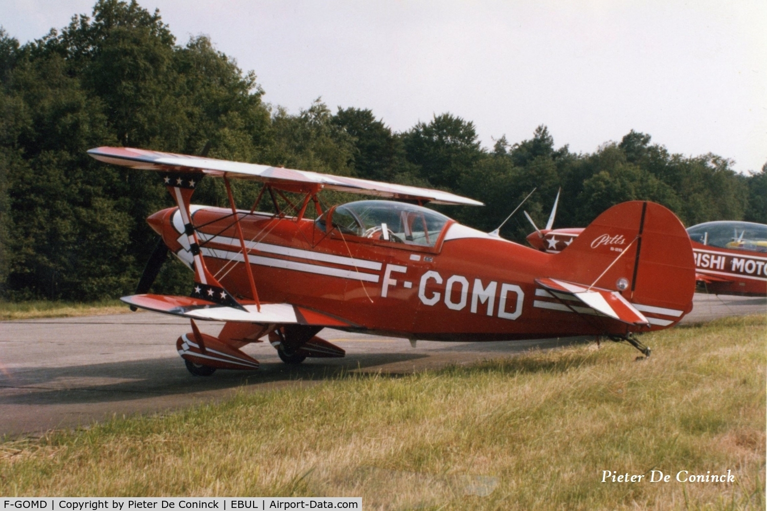 F-GOMD, Christen Pitts S-2B Special C/N 5213, Long time ago at Ursel. Date unknown.