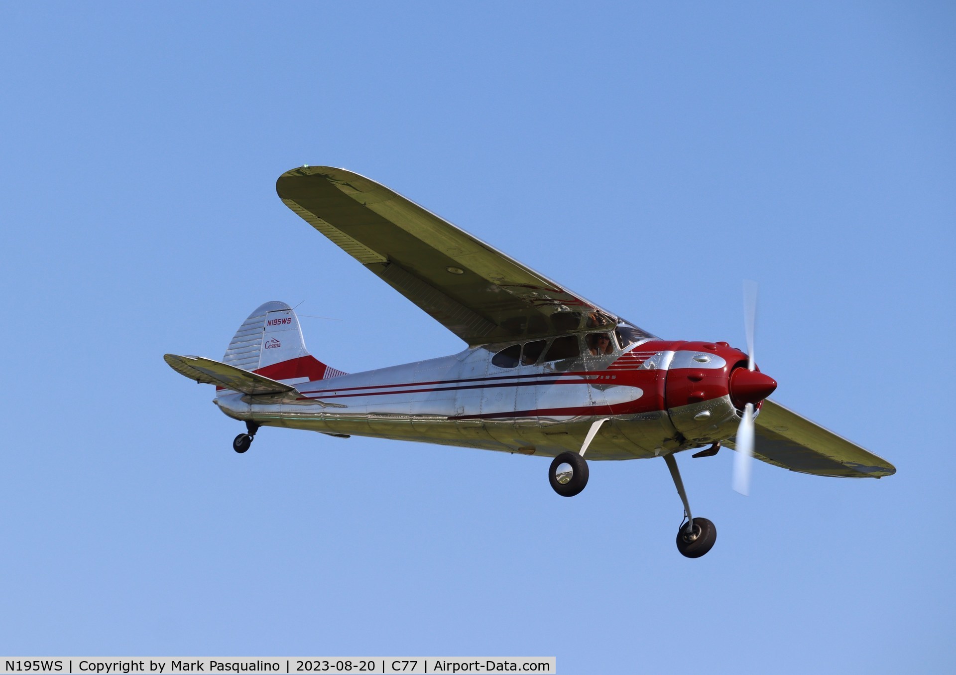 N195WS, 1952 Cessna 195B Businessliner C/N 7908, Cessna 195B