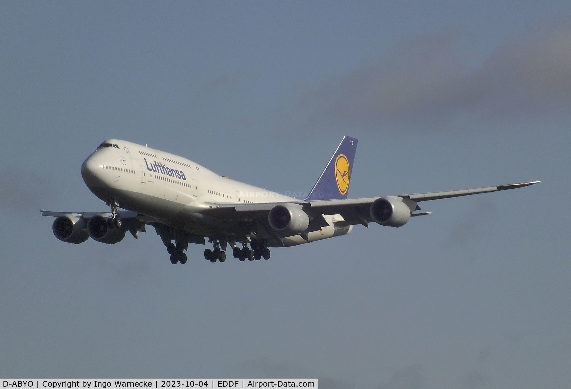 D-ABYO, 2014 Boeing 747-830 C/N 37841, Boeing 747-830 of Lufthansa on final approach to Frankfurt-Main airport