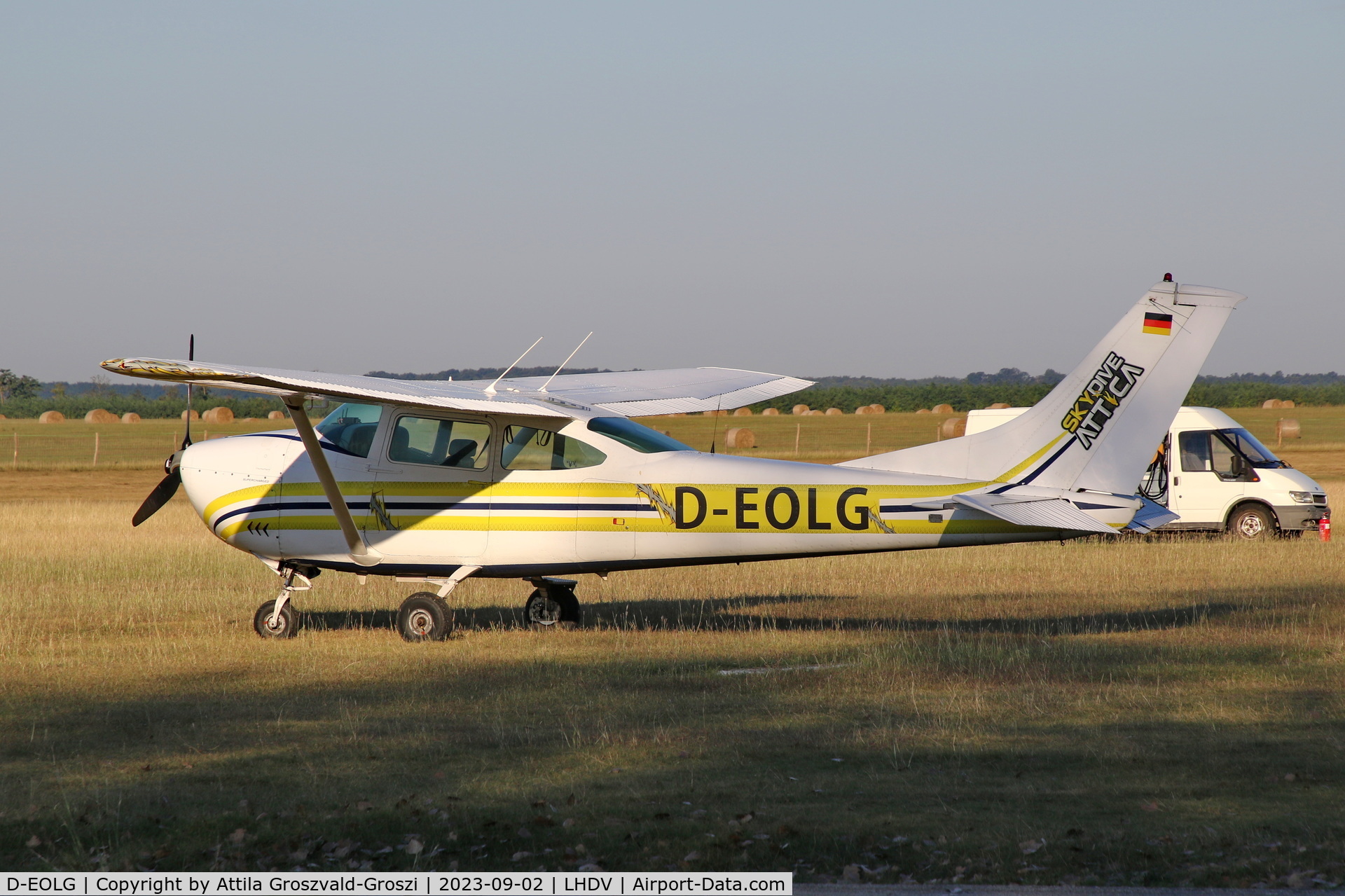 D-EOLG, 1973 Cessna 182L Skylane C/N 18258630, LHDV - Dunaújváros-Kisapostag Airport, Hungary