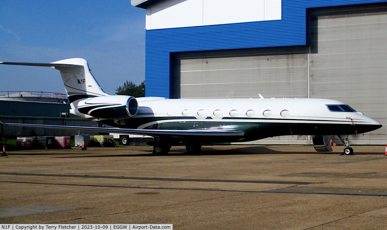 N1F, 2014 Gulfstream Aerospace G650 (G-VI) C/N 6076, At Luton Airport