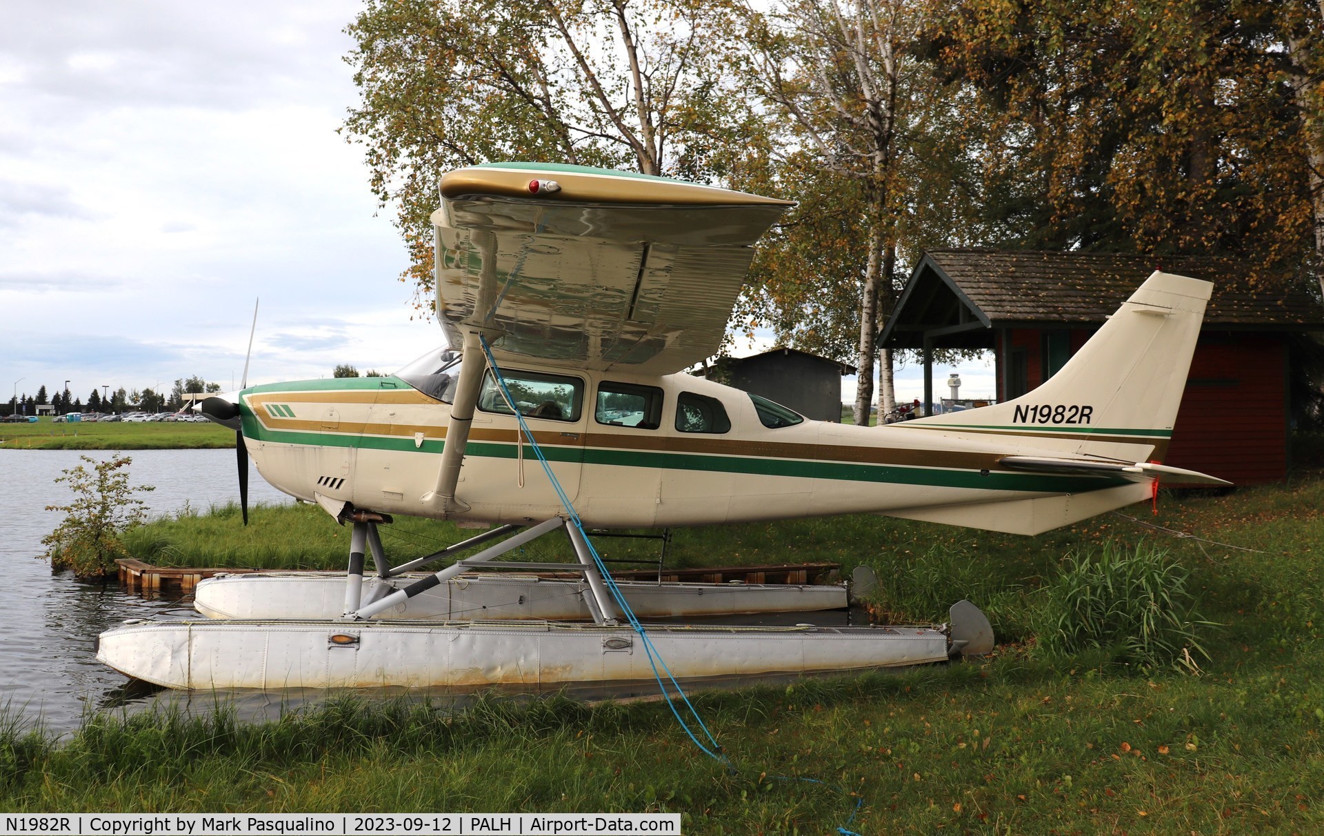 N1982R, 1975 Cessna U206F Stationair C/N U20602913, Cessna U206F