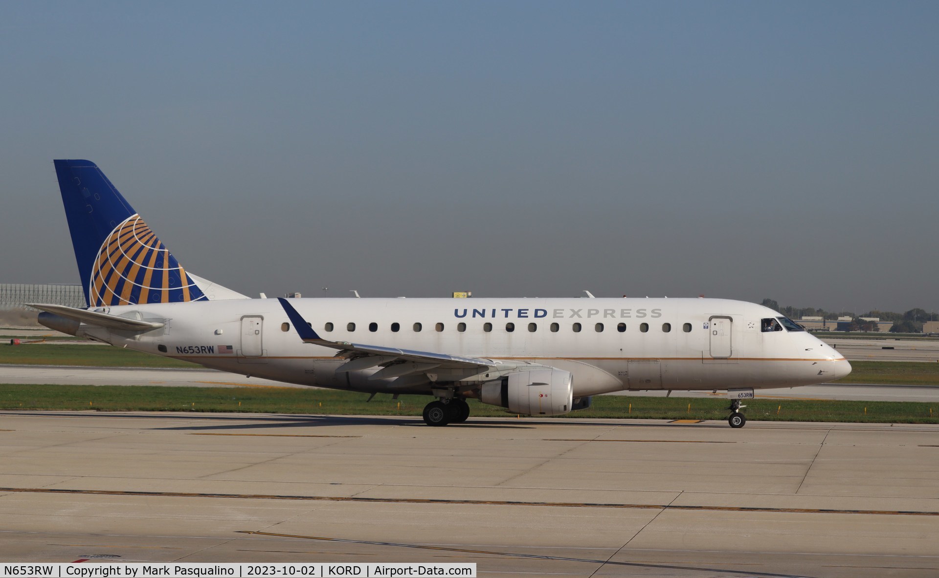N653RW, 2005 Embraer 170SE (ERJ-170-100SE) C/N 17000076, ERJ-170-100SE