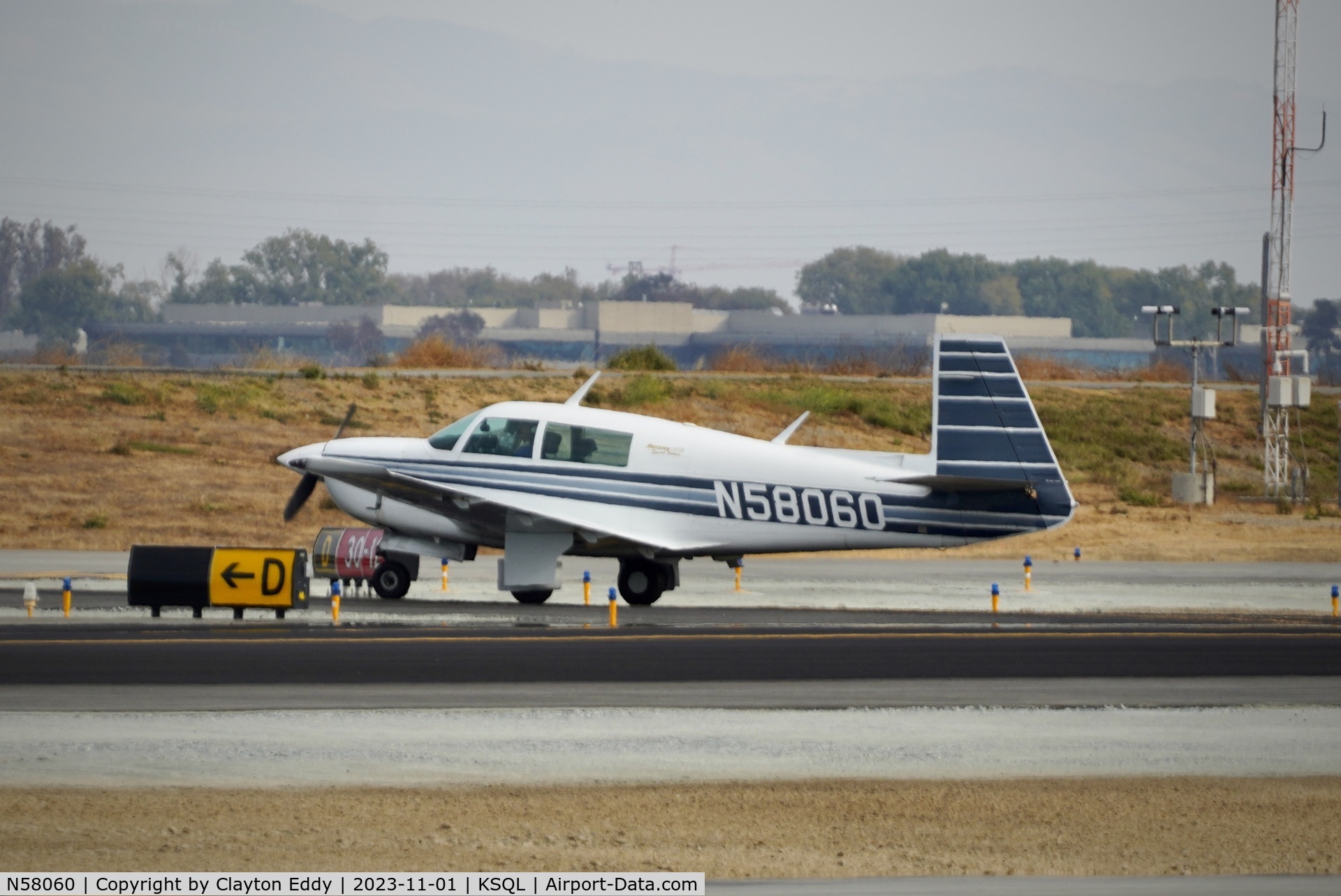 N58060, 1985 Mooney M20J 201 C/N 24-1538, San Carlos Airport in California 2023.