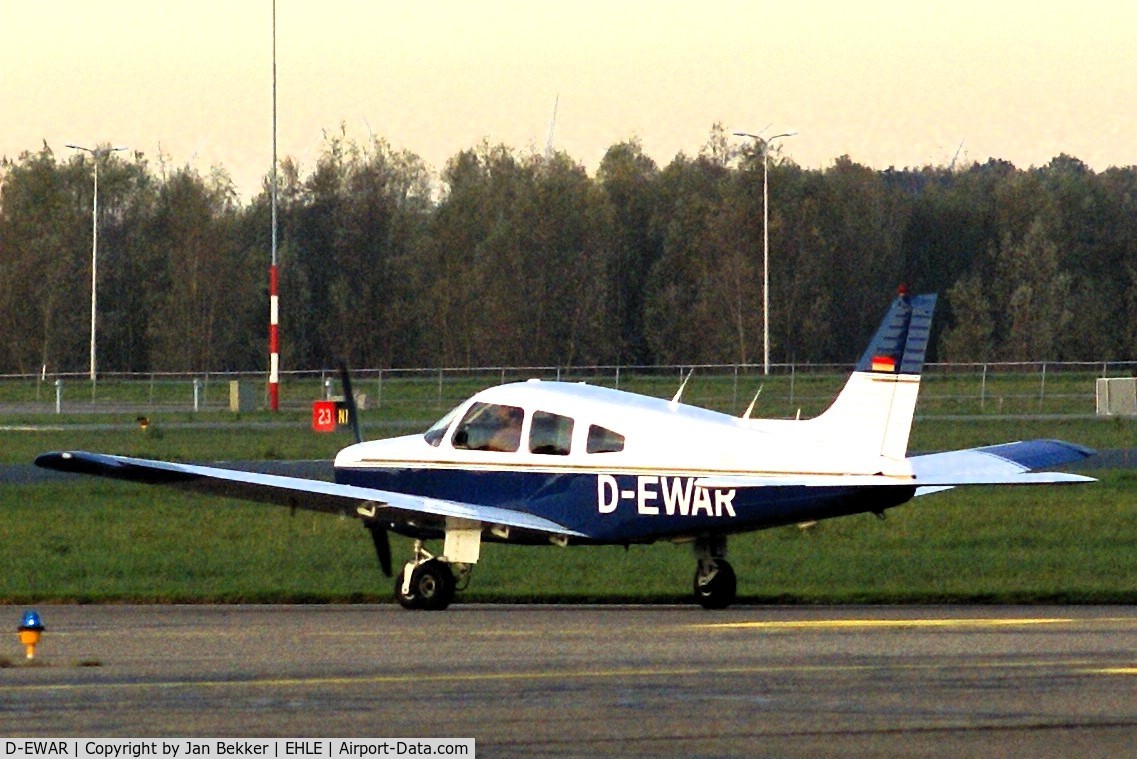 D-EWAR, Piper PA-28-161 C/N 28-8616053, Lelystad Airport