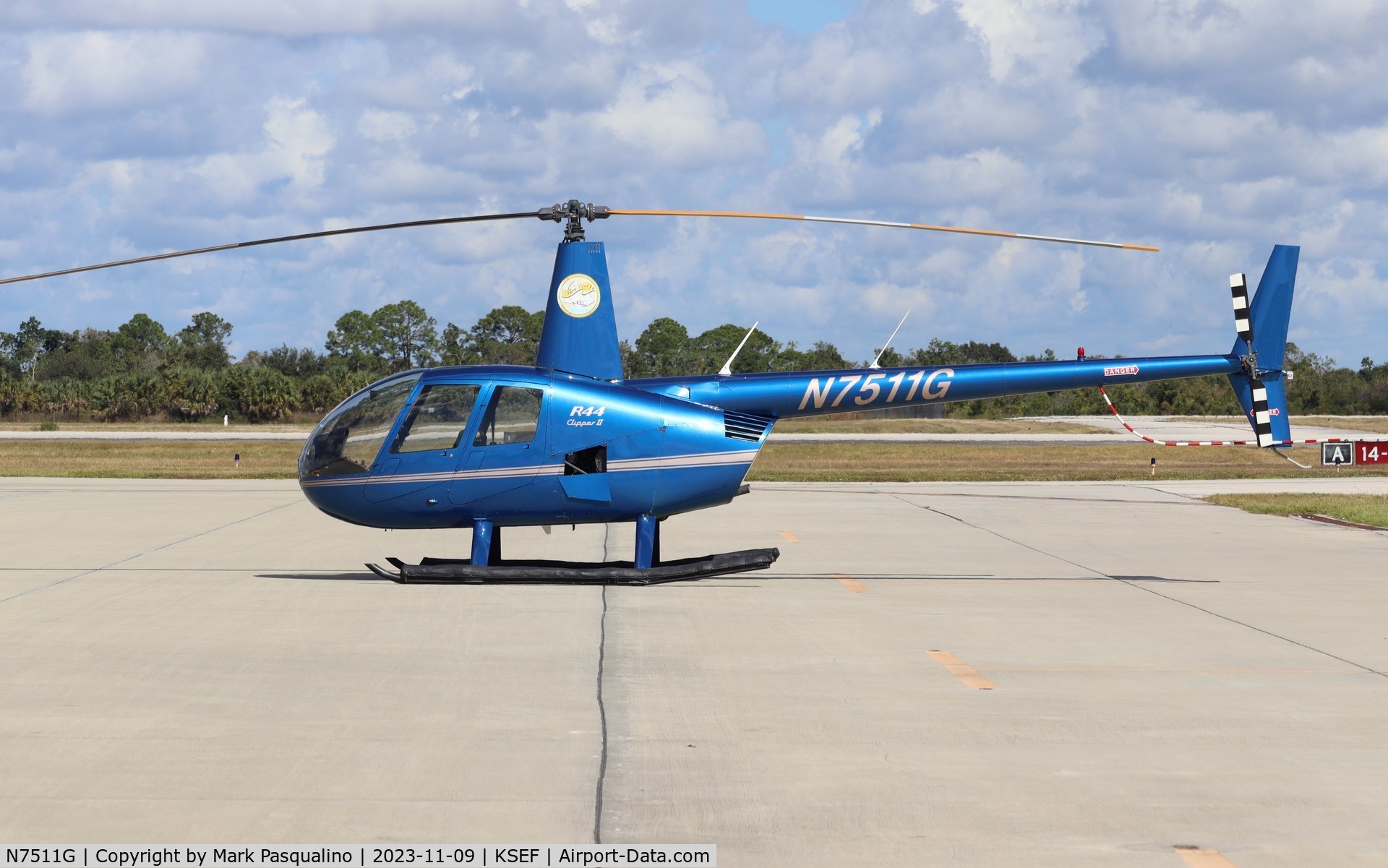 N7511G, 2006 Robinson R44 II C/N 11007, Robinson R44 II