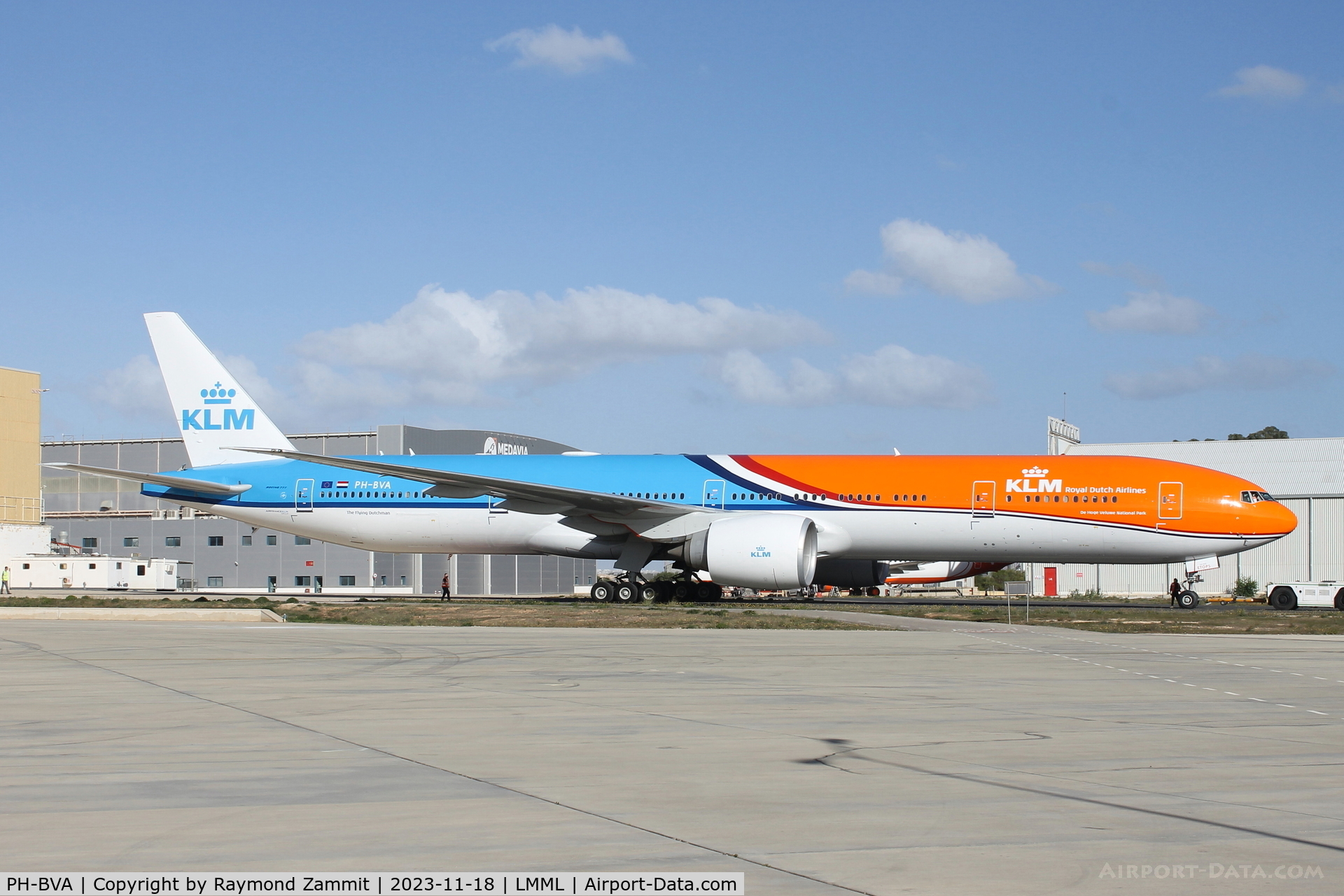 PH-BVA, 2008 Boeing 777-306/ER C/N 35671, B777 PH-BVA KLM (Orange Pride)
