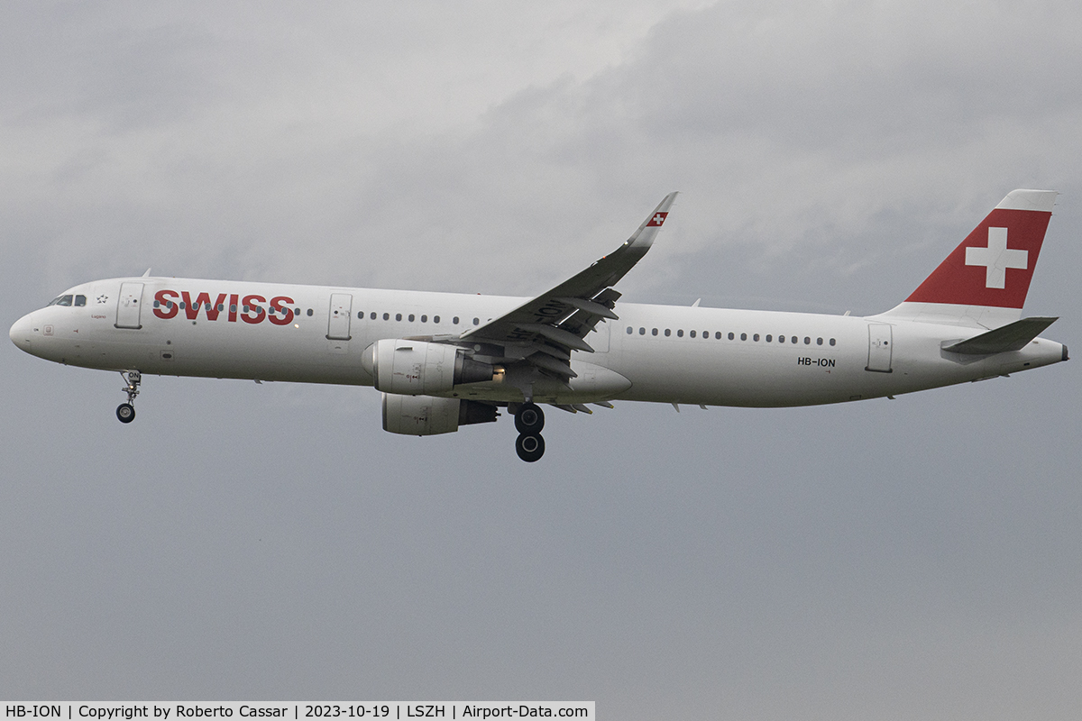 HB-ION, 2013 Airbus A321-212 C/N 5567, Zurich Airport