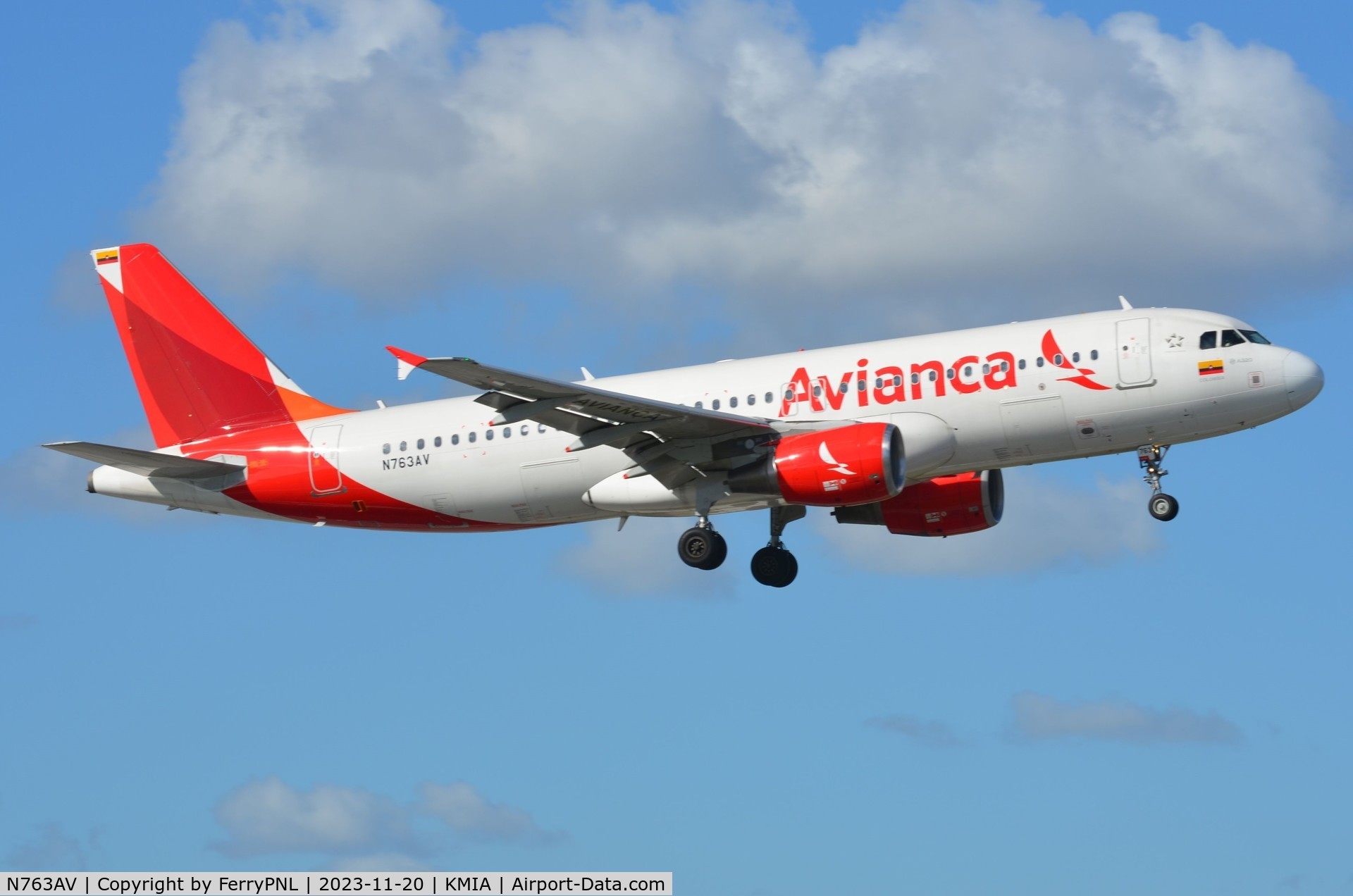 N763AV, Airbus A320-214 C/N 4763, Arrival of Avianca A320