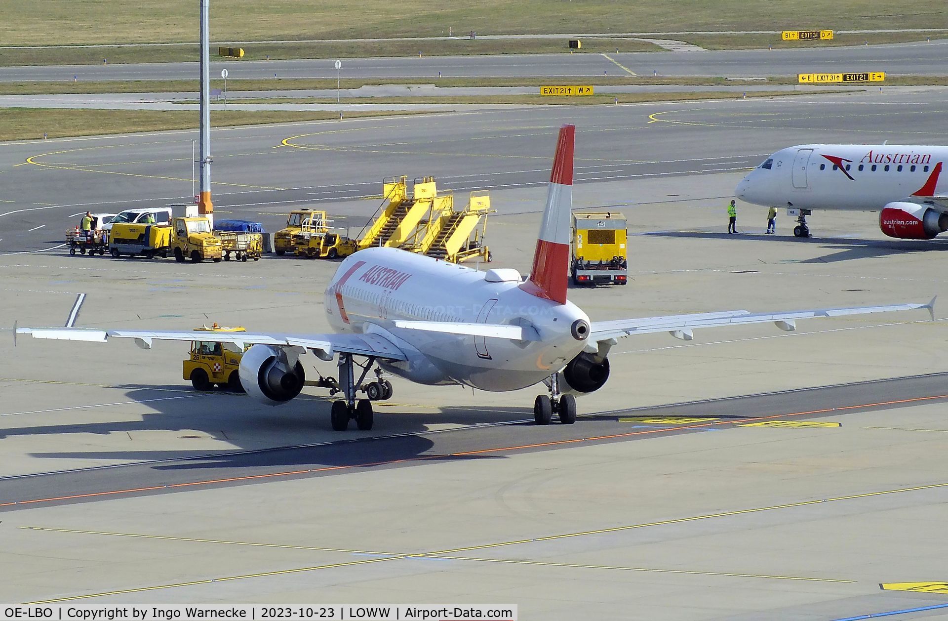 OE-LBO, 1998 Airbus A320-214 C/N 776, Airbus A320-214 of Austrian Airlines at Wien-Schwechat airport