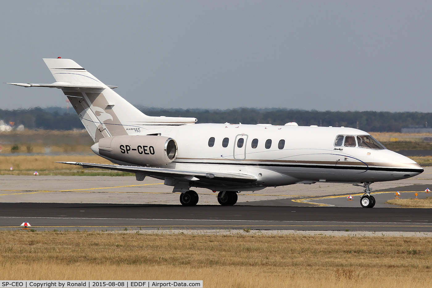 SP-CEO, 2011 Hawker Beechcraft 750 C/N HB-70, at fra