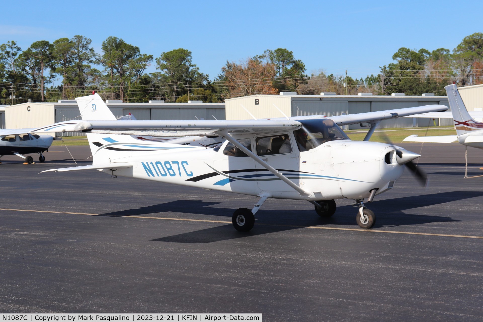 N1087C, 2006 Cessna 172S C/N 172S10268, Cessna 172S