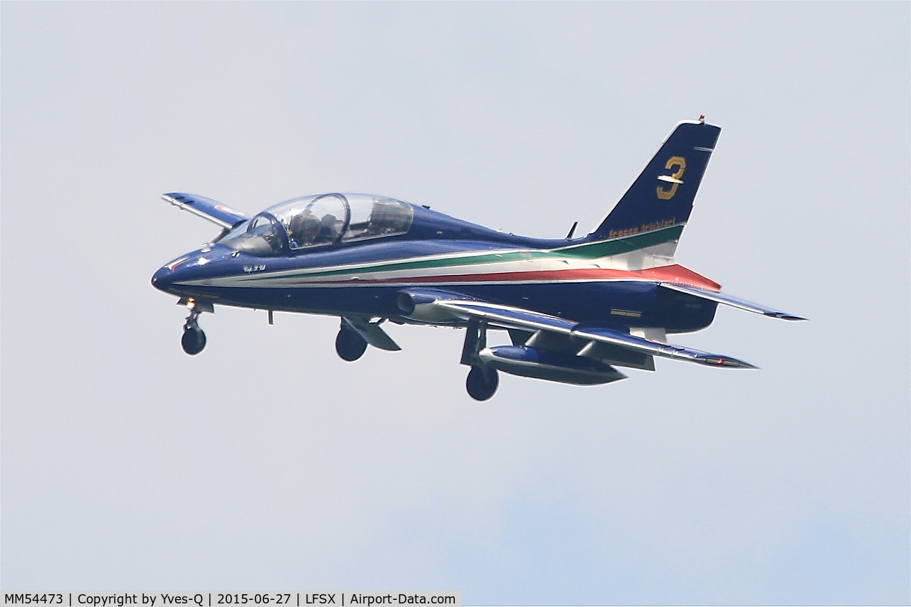 MM54473, Aermacchi MB-339PAN C/N 6668/058/AD002, Aermacchi MB-339PAN, N°3 of Frecce Tricolori Aerobatic Team 2015, Short approach rwy 29, Luxeuil-Saint Sauveur Air Base 116 (LFSX)