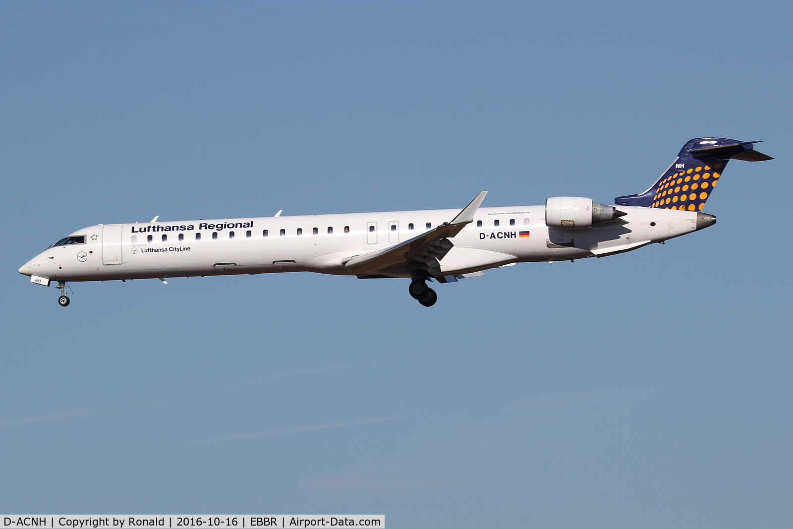 D-ACNH, 2009 Bombardier CRJ-900 NG (CL-600-2D24) C/N 15247, at bru