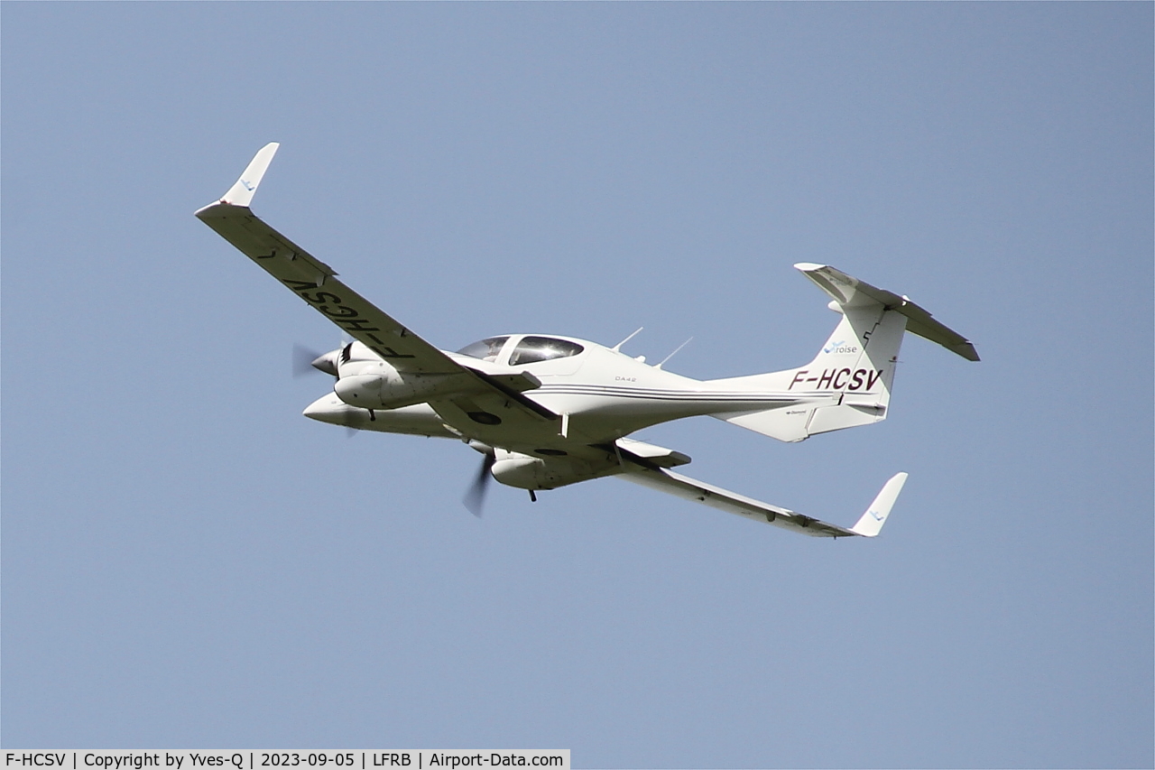 F-HCSV, 2008 Diamond DA-42 Twin Star C/N 42.371, Diamond DA-42 Twin Star, Take off rwy 25L, Brest-Bretagne airport (LFRB-BES)
