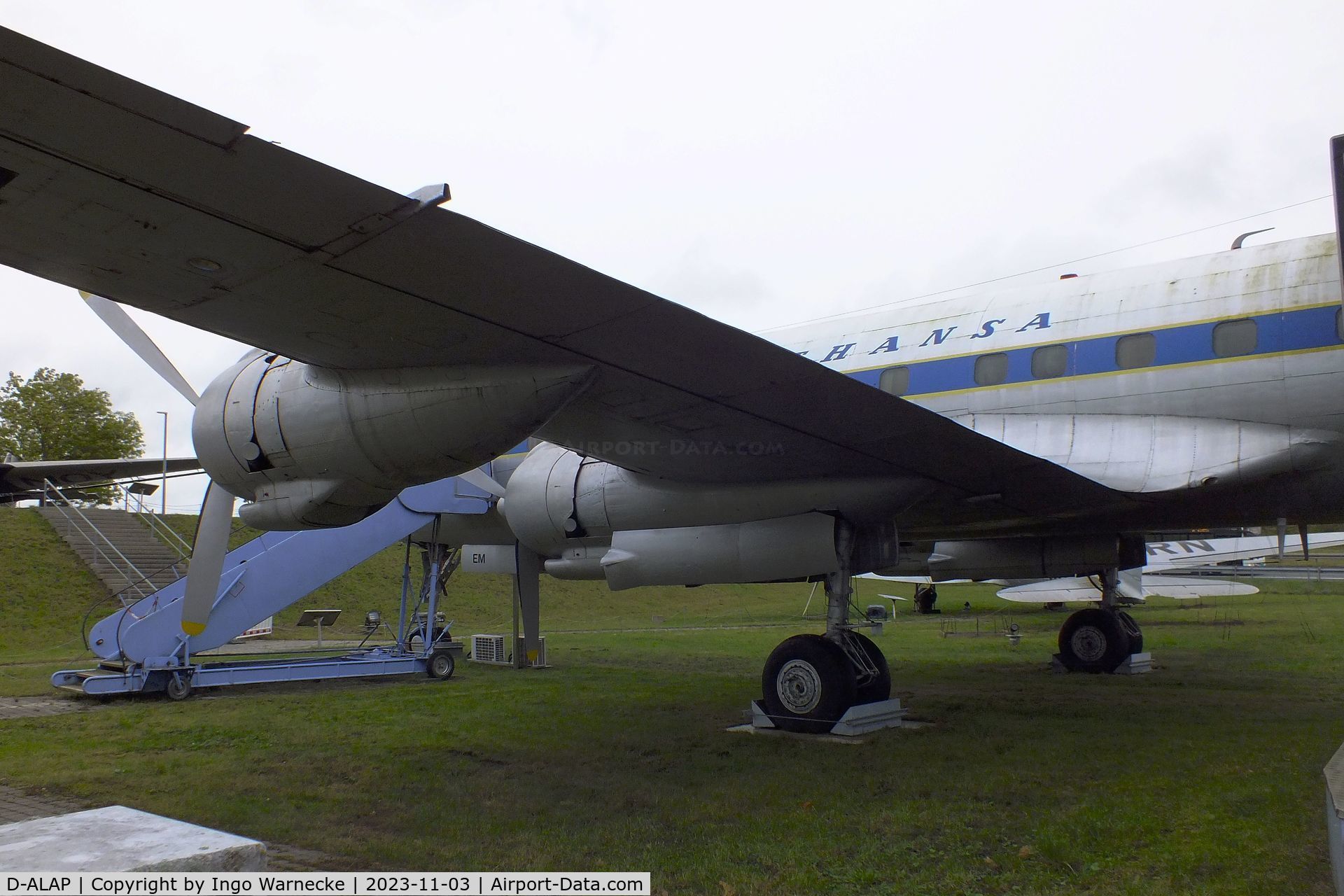 D-ALAP, 1957 Lockheed L-1049G Super Constellation C/N 4671, Lockheed L-1049G Super Constellation, displayed to represent 'D-ALEM', the plane that made the first intercontinental flight of the new Lufthansa in 1955, at the visitors park of Munich international airport (Besucherpark)