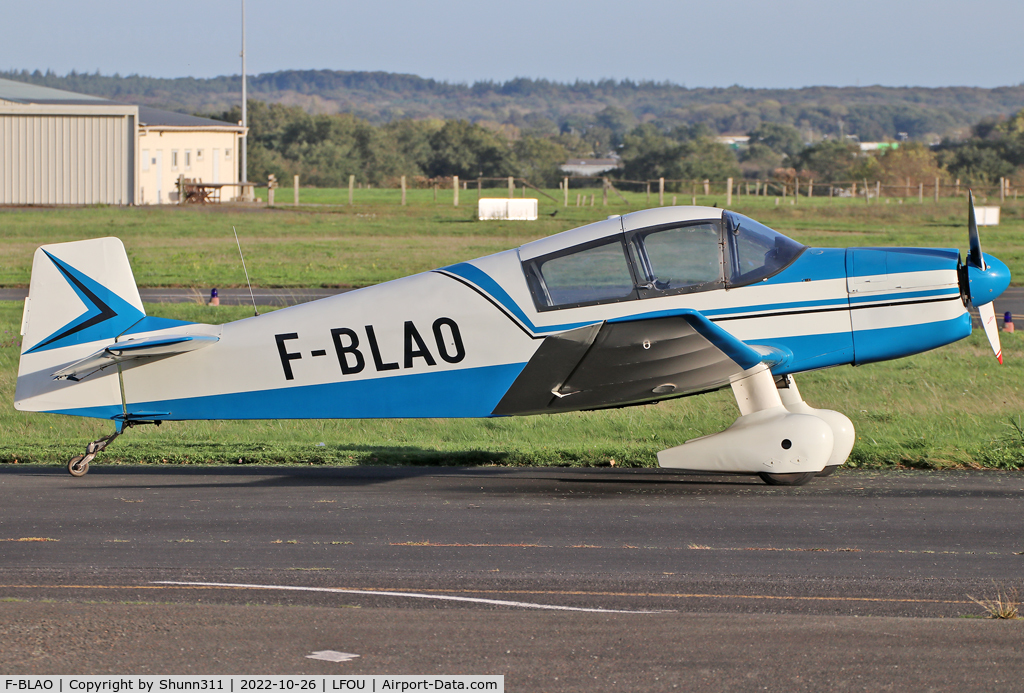 F-BLAO, CEA JODEL DR 1051 C/N 416, Parked at the Airclub