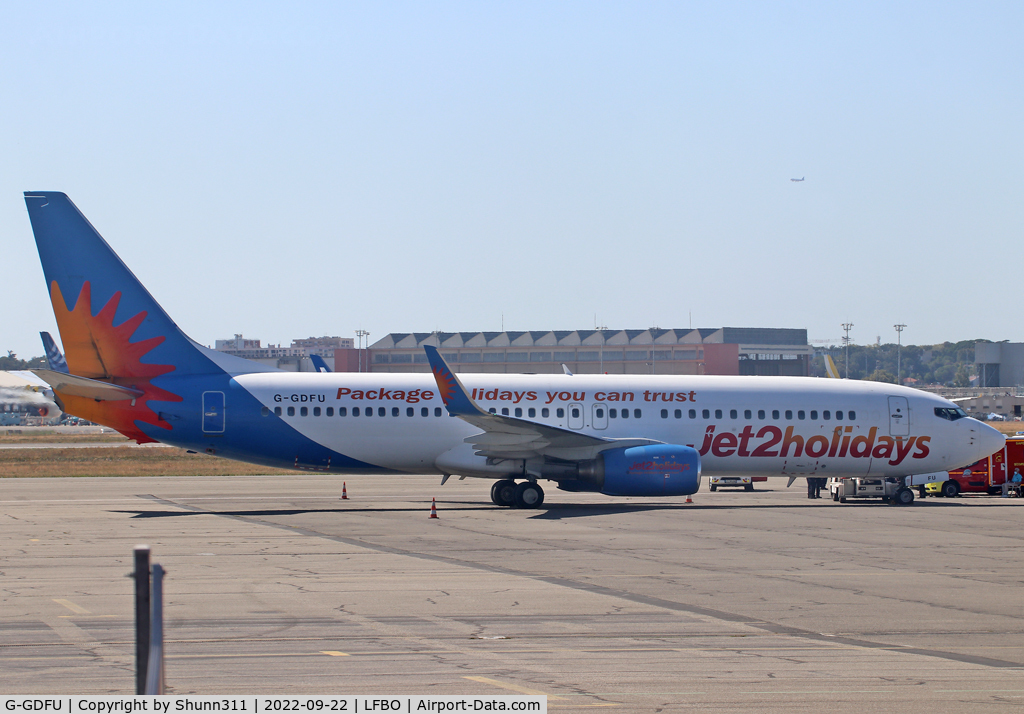 G-GDFU, 2001 Boeing 737-8K5 C/N 30416, Parked at the General Aviation area due to an emergency landing...