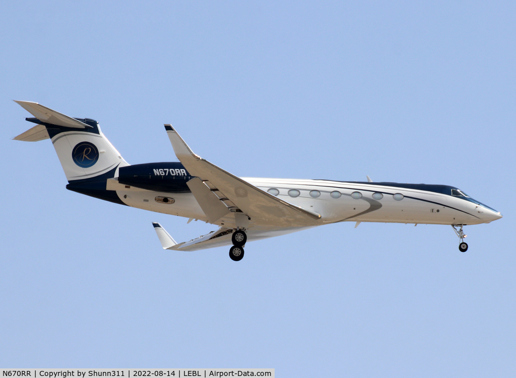 N670RR, 2010 Gulfstream Aerospace GV-SP (G550) C/N 5281, Landing rwy 24R