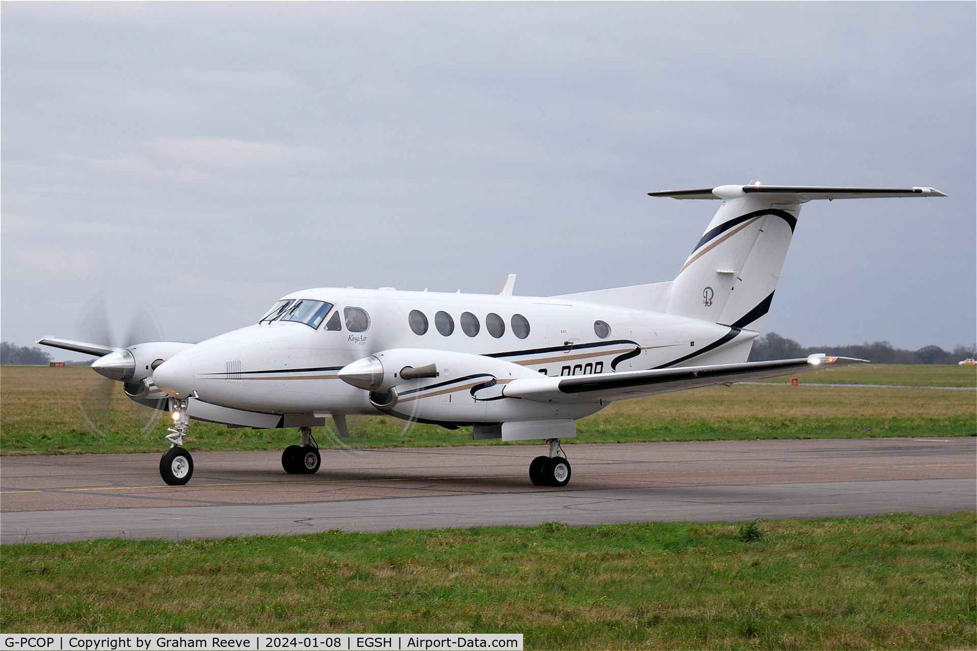 G-PCOP, 2004 Raytheon B200 King Air C/N BB-1860, Just landed at Norwich.