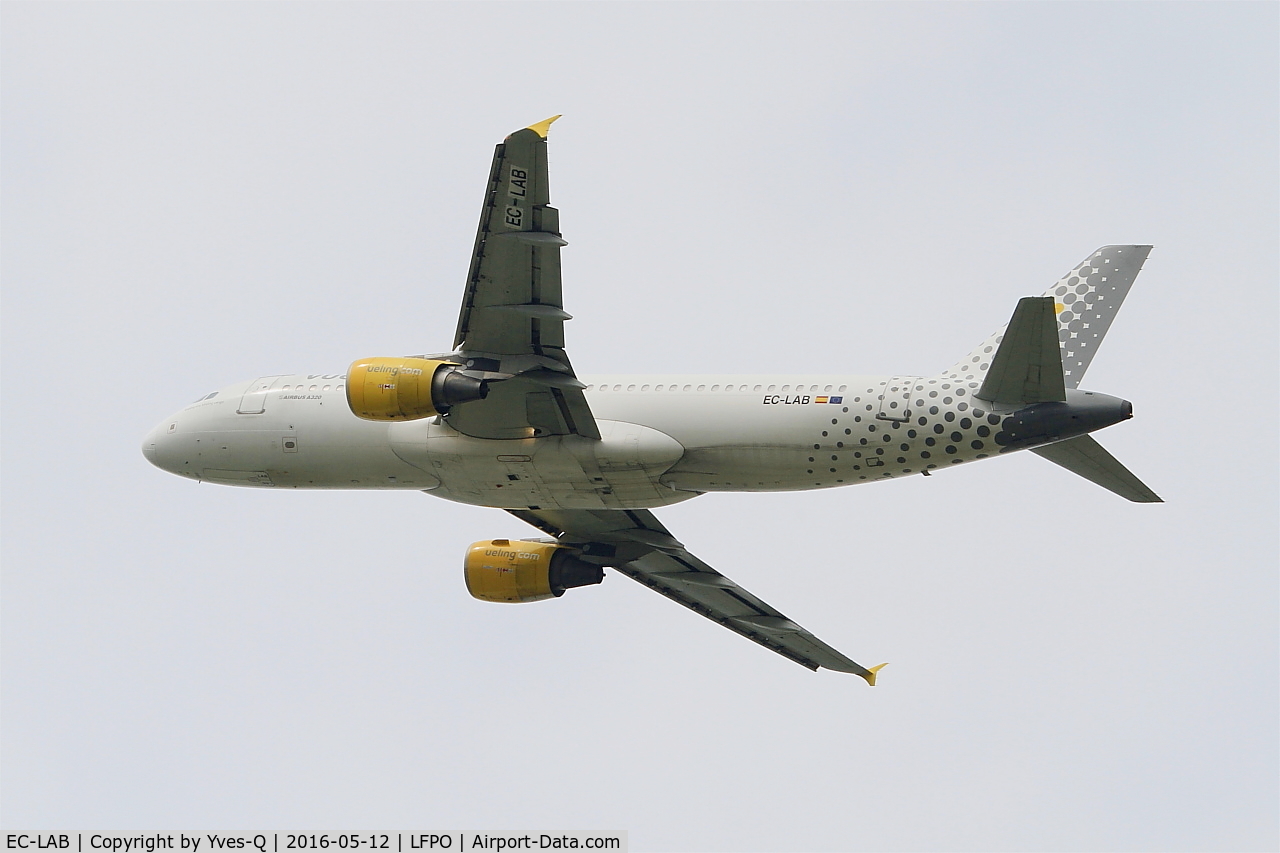EC-LAB, 2006 Airbus A320-214 C/N 2761, Airbus A320-214, Climbing from rwy 26, Paris Orly airport (LFPO-ORY)