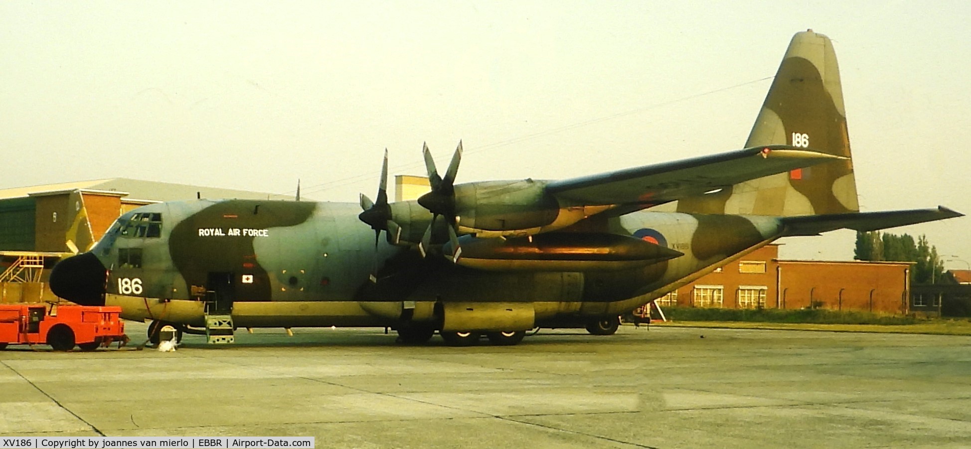 XV186, 1965 Lockheed C-130K Hercules C.1P C/N 382-4204, ex-slide