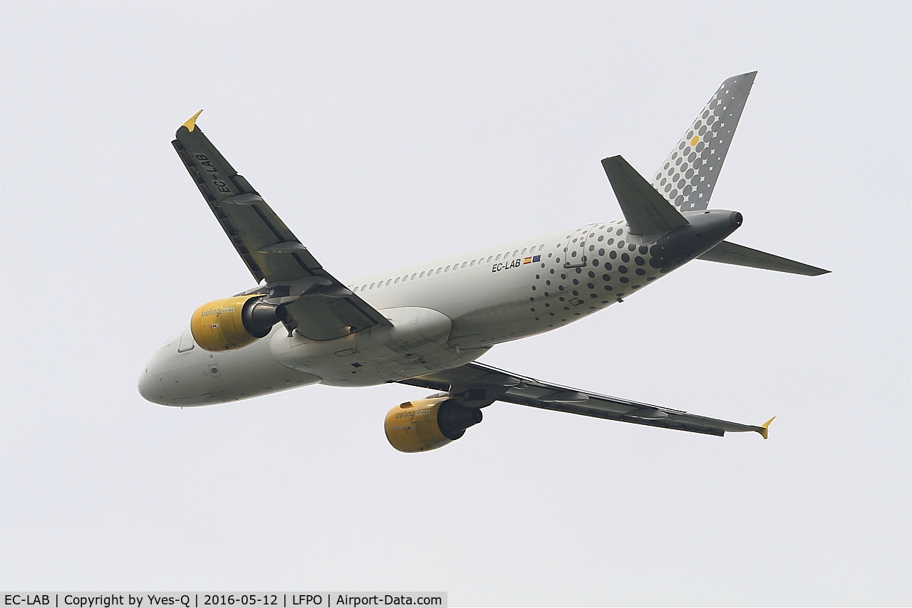 EC-LAB, 2006 Airbus A320-214 C/N 2761, Airbus A320-214, Climbing from rwy 26, Paris Orly airport (LFPO-ORY)
