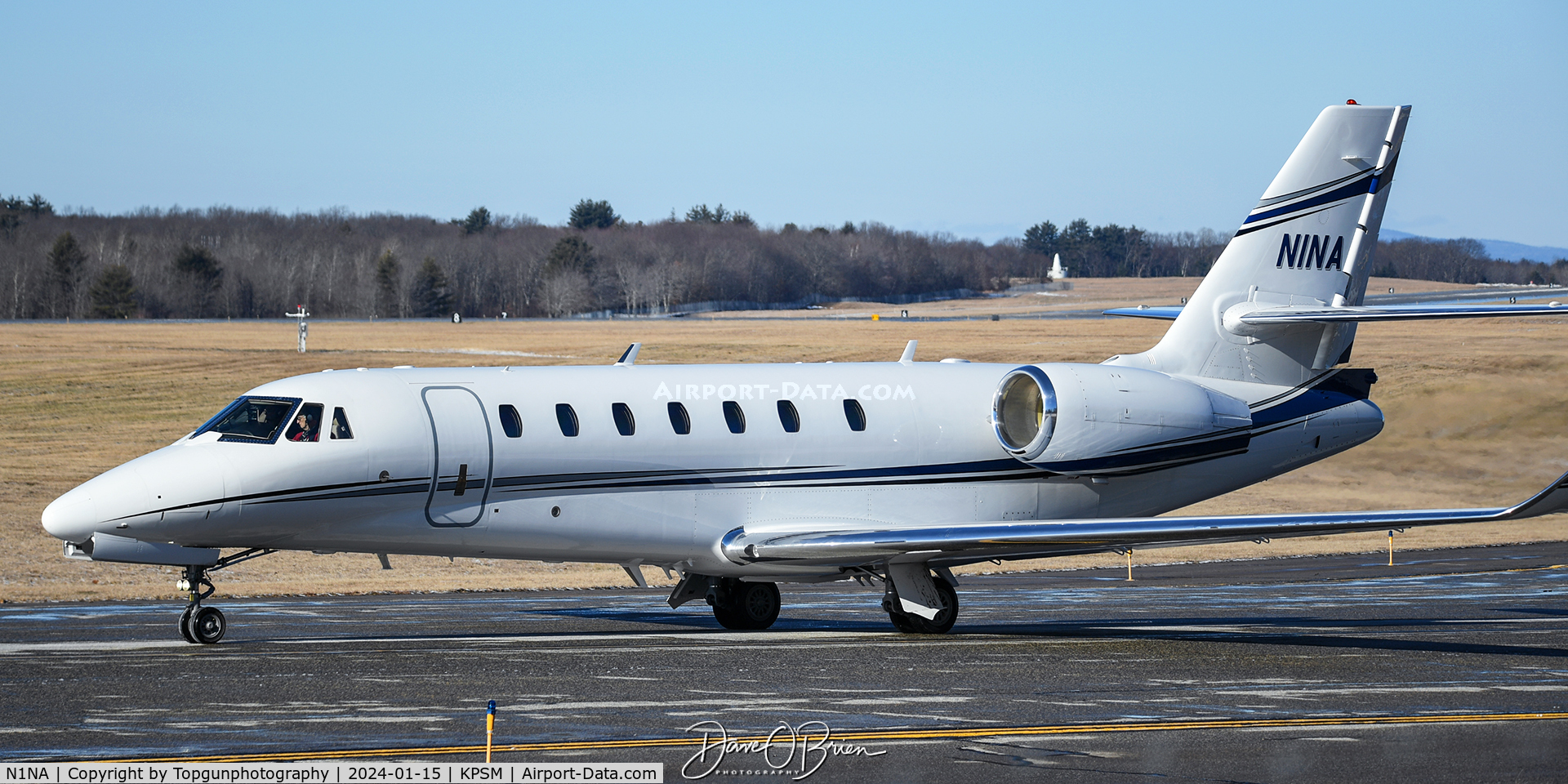 N1NA, 2007 Cessna 680 Citation Sovereign C/N 680-0141, taxiing up to RW34