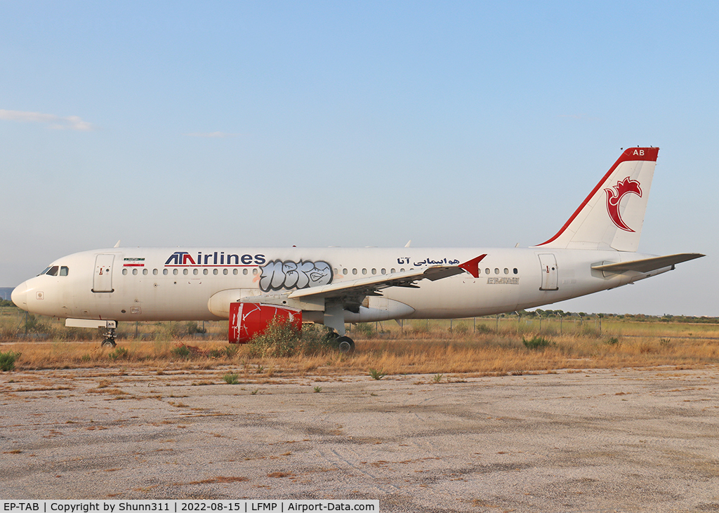 EP-TAB, 1992 Airbus A320-231 C/N 362, Still stored... additional graffiti on fuselage only on left side...