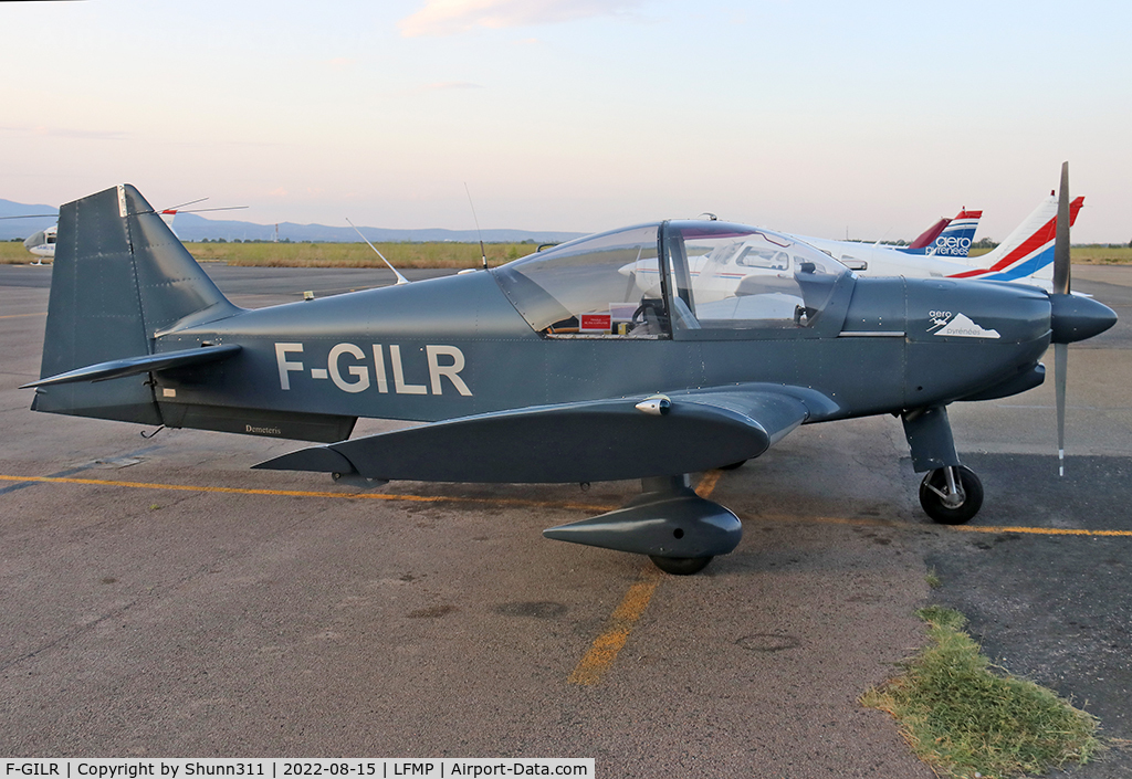 F-GILR, Robin R-2160D Acrobin Alpha Sport C/N C-209, PArked...