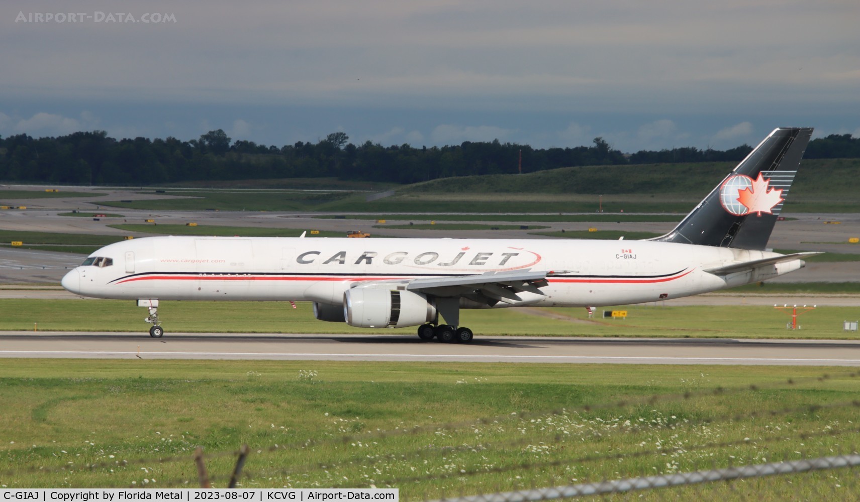 C-GIAJ, 1987 Boeing 757-28A C/N 23767, Cargo Jet 757-200F zx