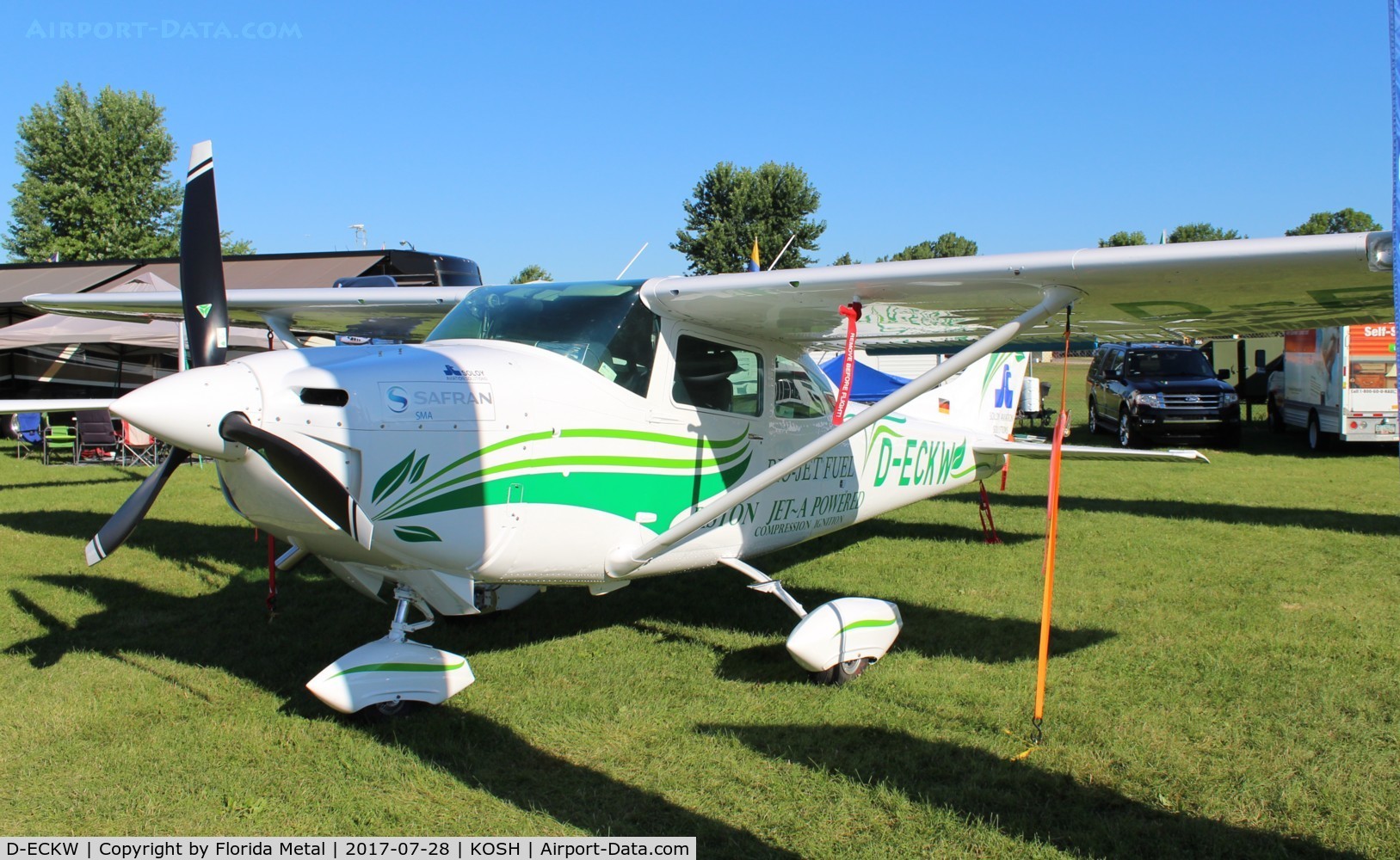 D-ECKW, Cessna 182N Skylane C/N 18260439, C182 classic zx