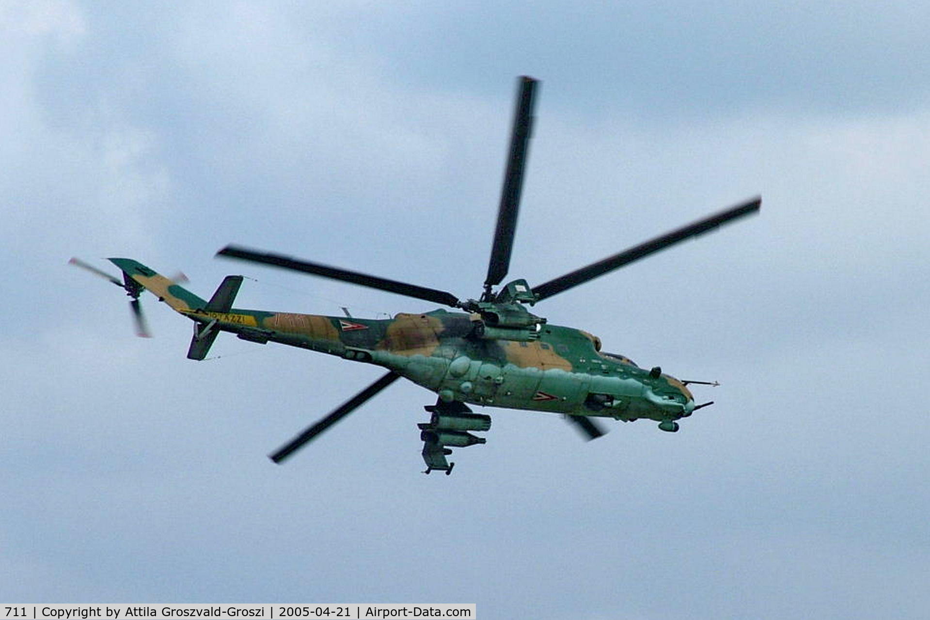 711, MIL Mi-24V C/N 220711, Jutas-Ujmajor. The Hungarian airforce is his practising base