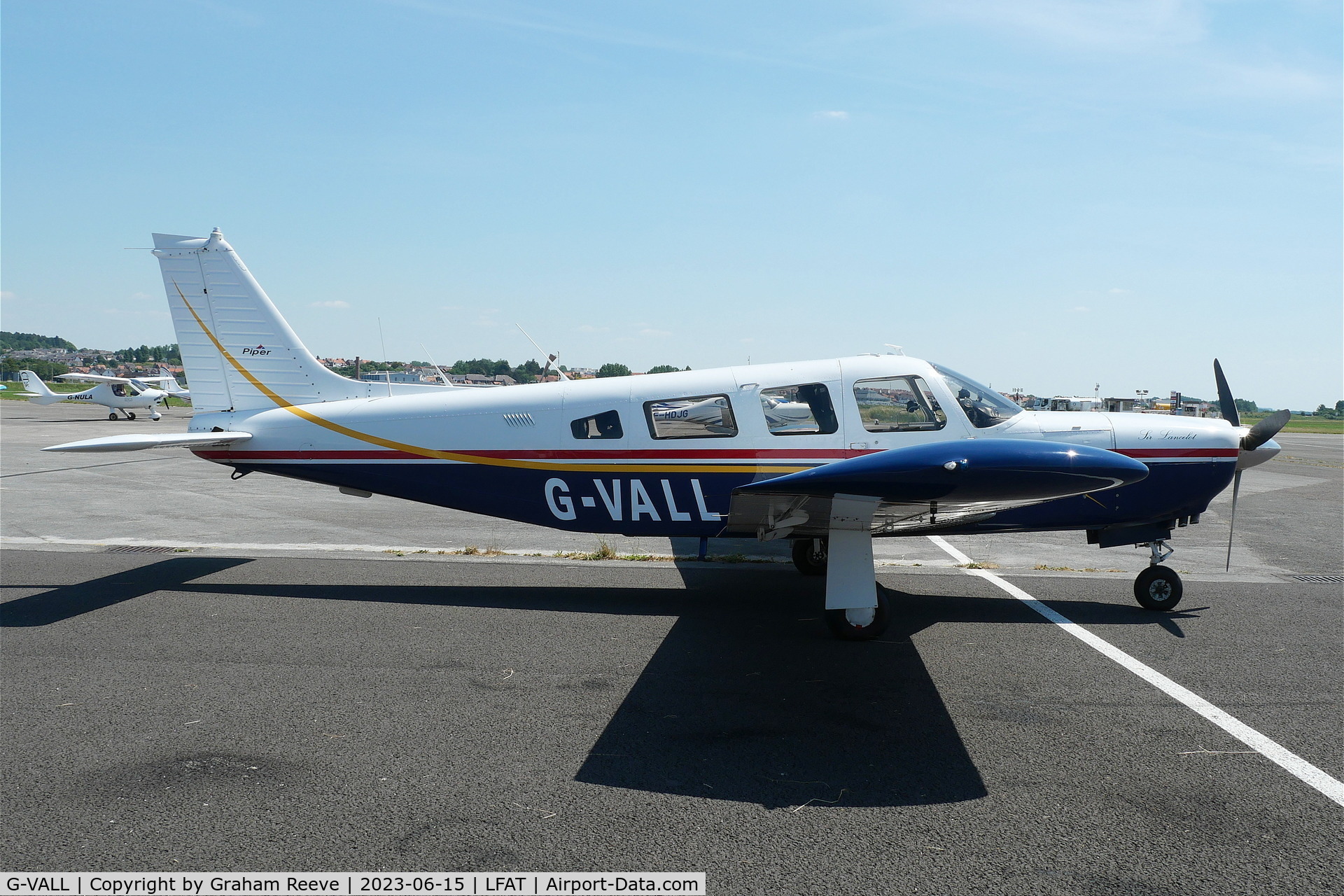 G-VALL, 1978 Piper PA-32R-300 Cherokee Lance C/N 32R-7780515, Parked at Le Touquet.
