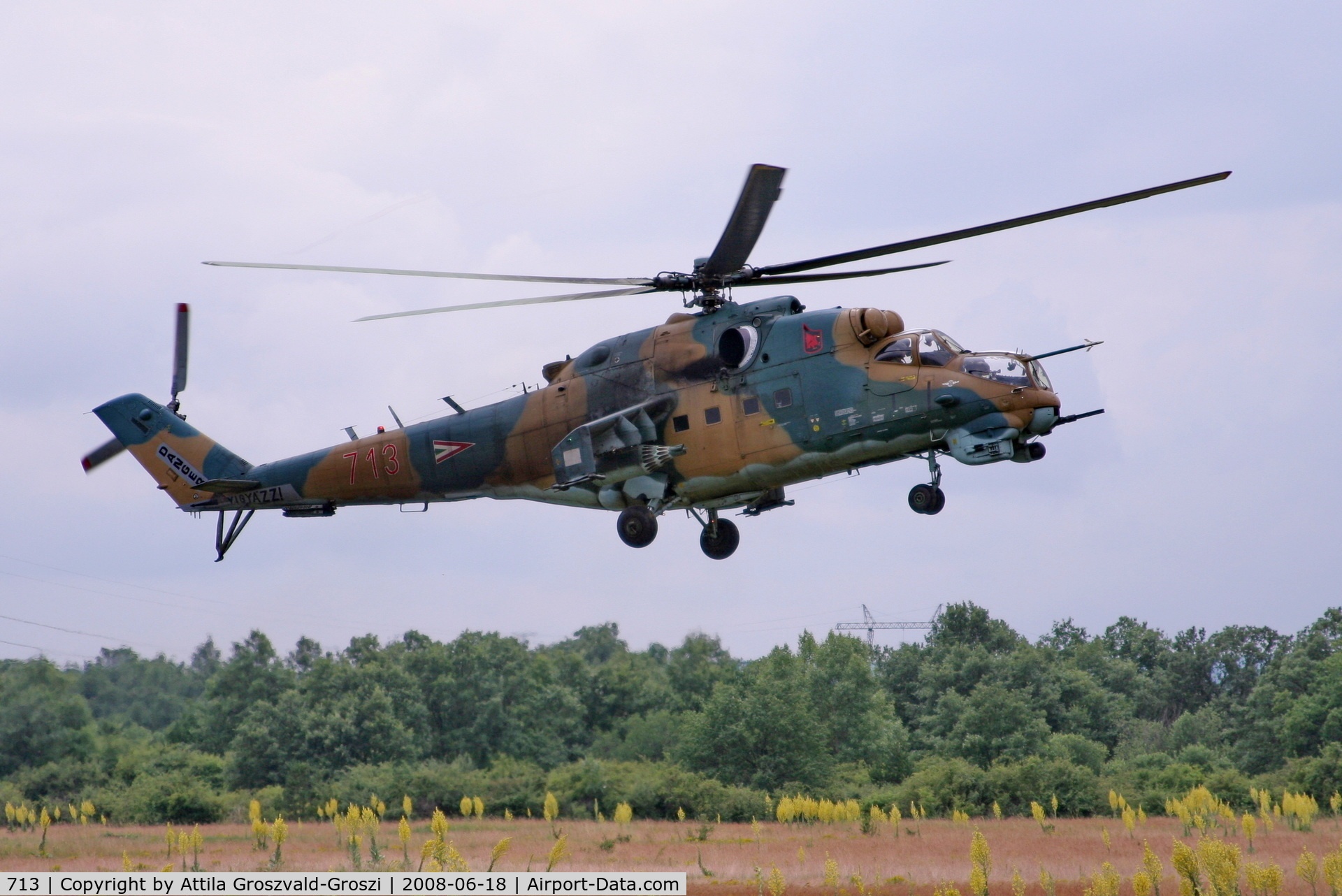 713, 1985 Mil Mi-24V Hind E C/N 220713, Veszprém, Jutas-újmajor, Training base of the Hungarian Air Force.