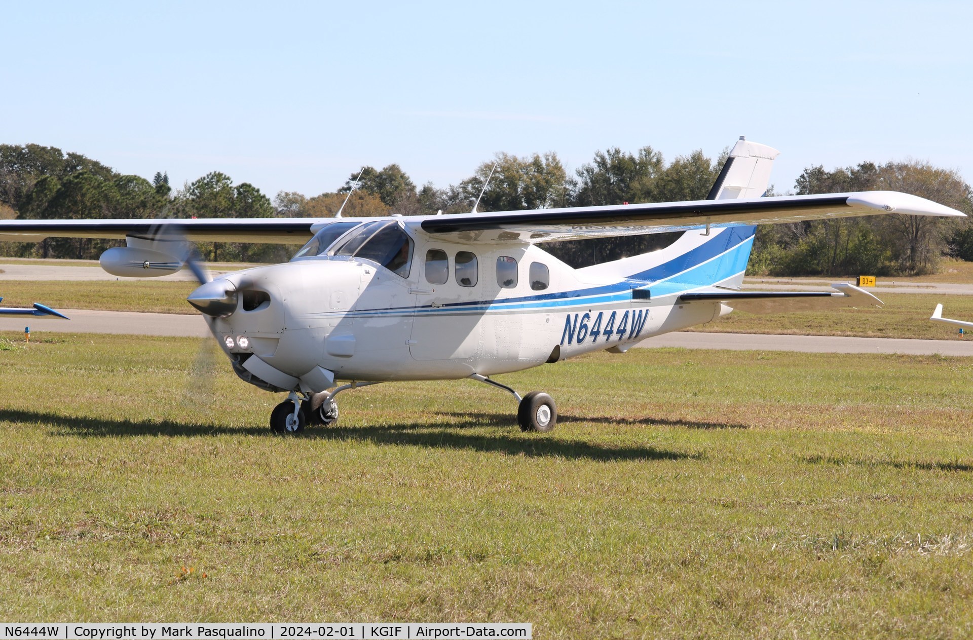 N6444W, 1982 Cessna P210N Pressurised Centurion C/N P210-00781, Cessna P210N