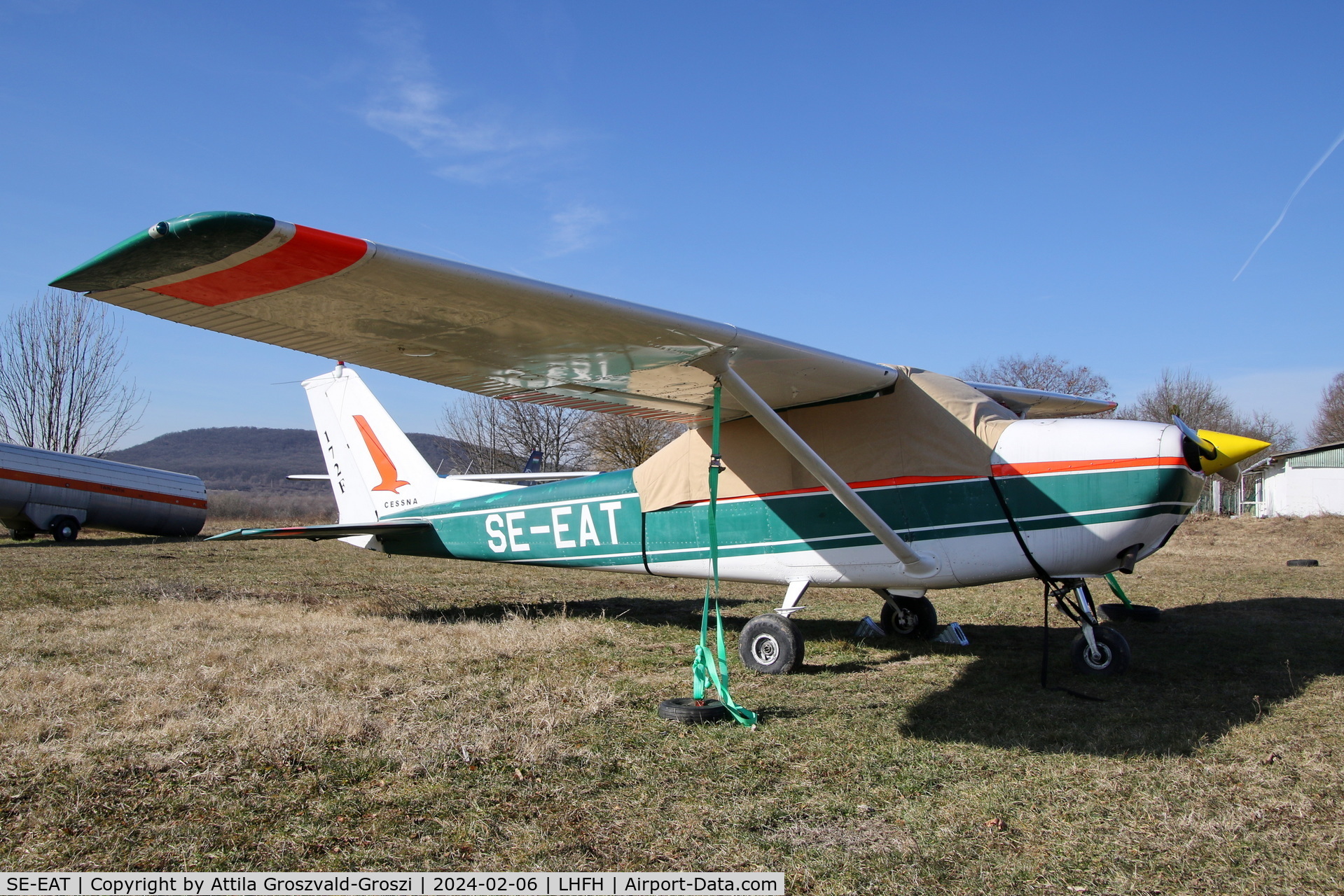 SE-EAT, 1964 Cessna 172F C/N 17252107, LHFH - Farkashegy Airport - Budakeszi, Hungary