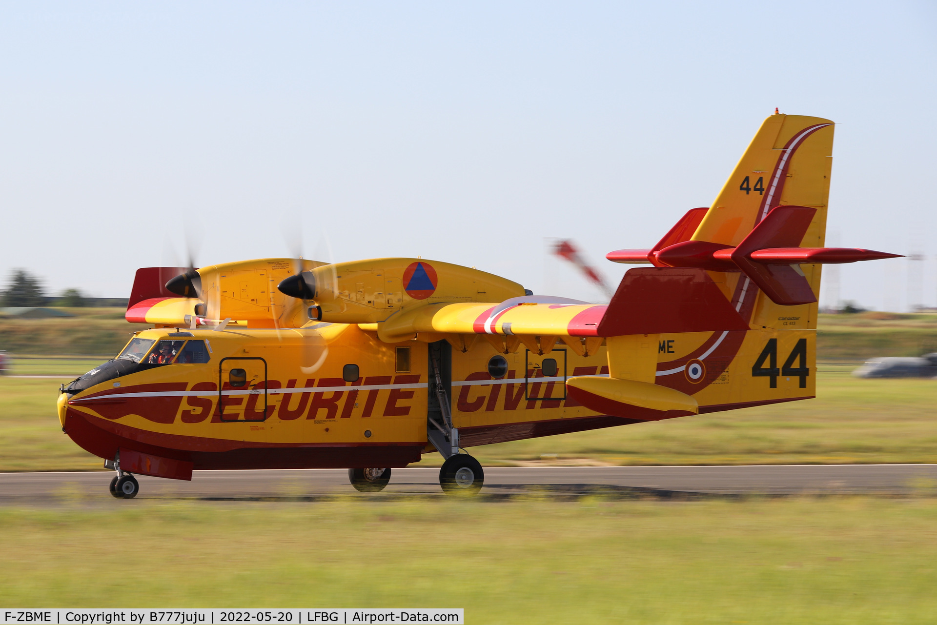 F-ZBME, 2001 Bombardier CL-415 (CL-215-6B11) C/N 2057, during Cognac airshow 2022