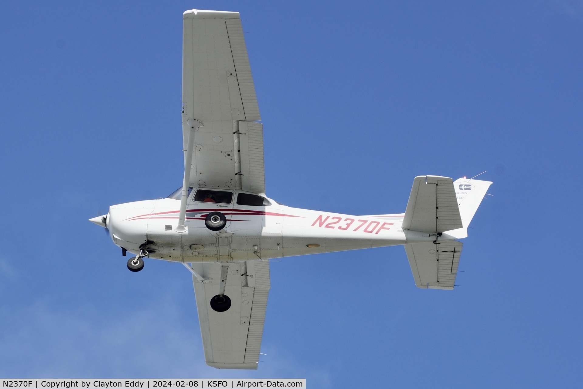 N2370F, 1998 Cessna 172R C/N 17280618, San Carlos Airport in California 2024.