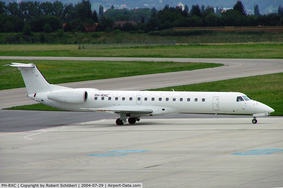 PH-RXC, 1998 Embraer ERJ-145LR (EMB-145LR) C/N 145106, PH-RXC @ LOWG 2004